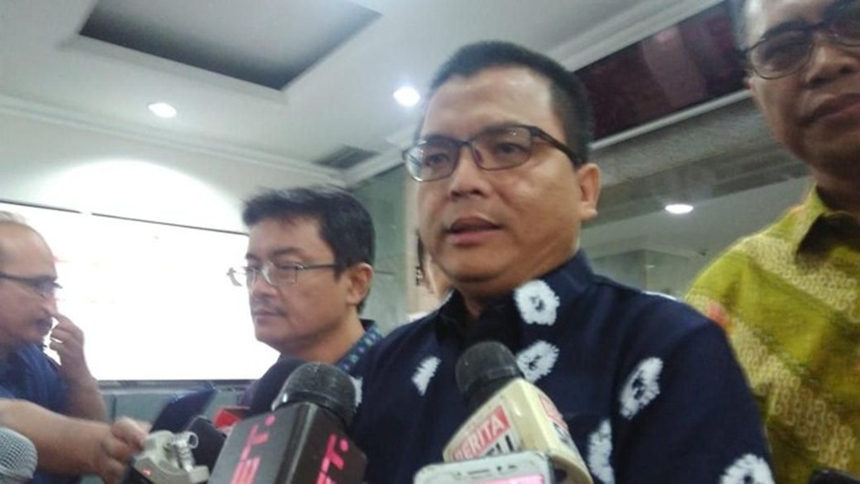 Denny Indrayana Surati Megawati soal Kekhawatiran Pemilu Ditunda