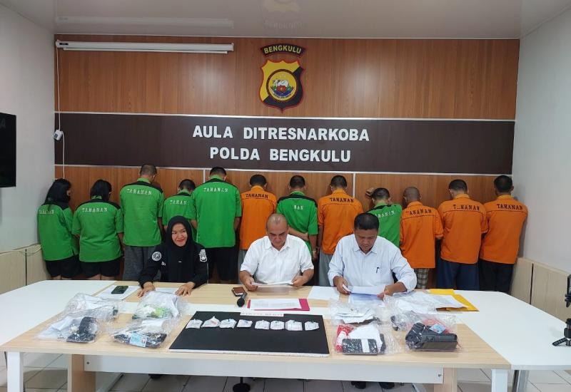 Tiga Warga Kota Bengkulu Diringkus Polisi Atas Keterlibatan Jual-beli Sabu