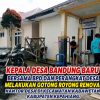 Kepala Desa Bandung Baru bersama BPD dan perangkat desa melakukan gotong royong renovasi kantor desa di Kecamatan Kabawetan, Kabupaten Kepahiang.