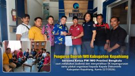 Pengurus IWO Kabupaten Kepahiang bersama Ketua PW IWO Bengkulu melakukan silaturahmi dengan Kepala Diskominfo Kabupaten Kepahiang.