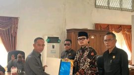 Rapat gabungan komisi DPRD Kepahiang membahas tindak lanjut LHP BPK-RI di Ruang Rapat Banggar.