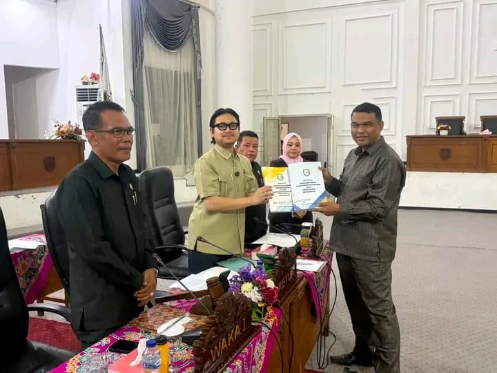 DPRD Kepahiang Serahkan Nota KUA-PPAS Perubahan APBD 2026 kepada Banggar, Dliknews.com