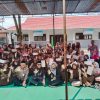 Penyerahan 215 set seragam dan sepatu sekolah gratis kepada siswa kelas X SMKN 5 Kepahiang disaksikan jajaran Pemerintah Provinsi Bengkulu dan tamu undangan.