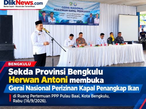 Sekda Bengkulu Herwan Antoni membuka Gerai Nasional Perizinan Kapal Penangkap Ikan di Pulau Baai